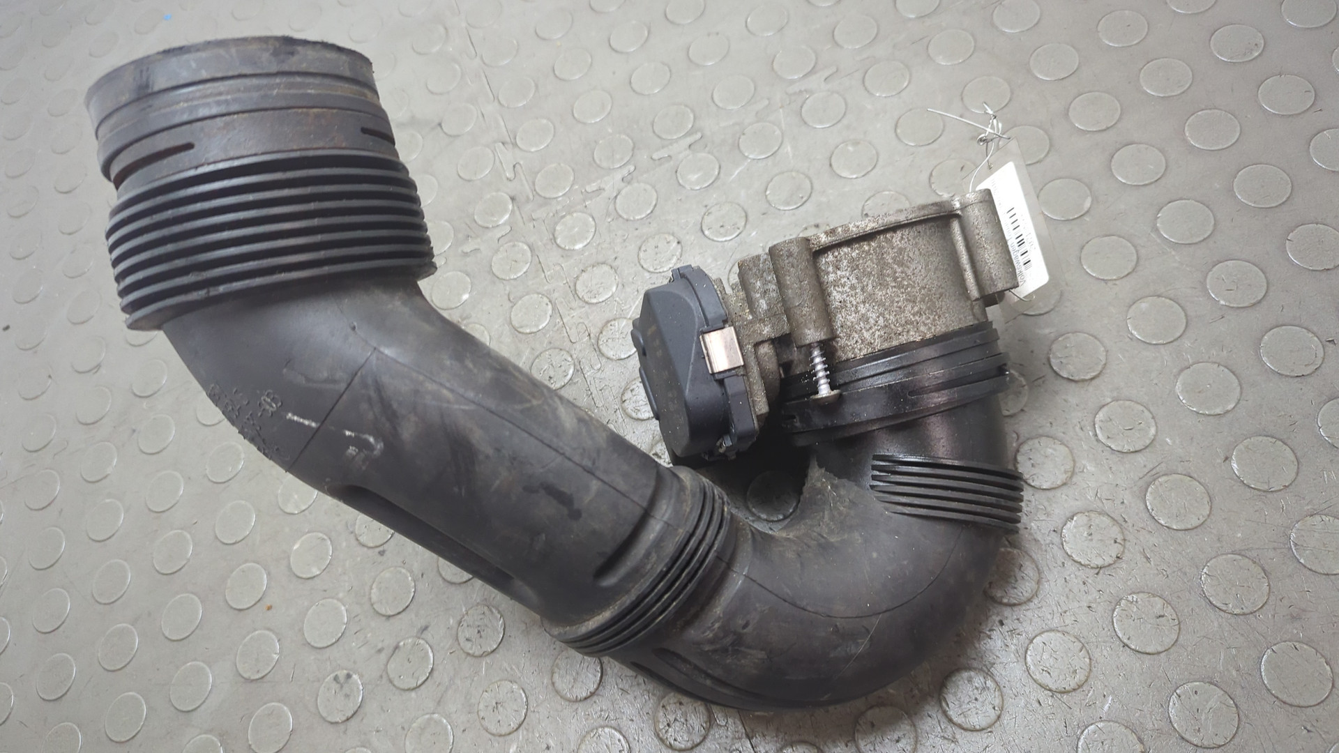 AP-0017043743 AP-0017043743