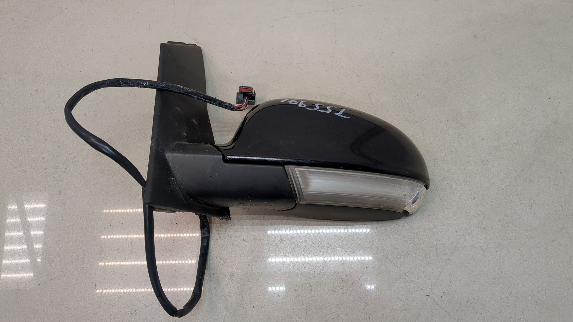 Зеркало левое электрическое