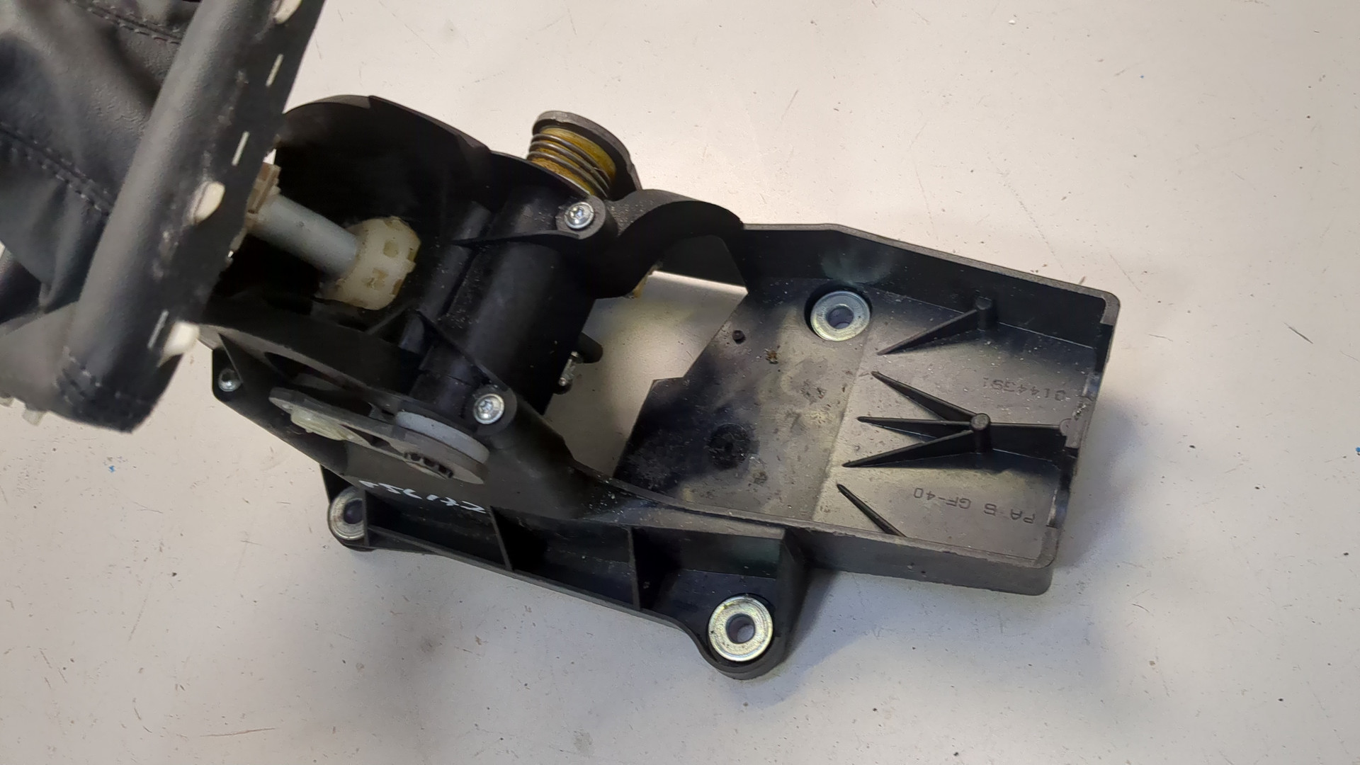 Кулиса МКПП / АКПП