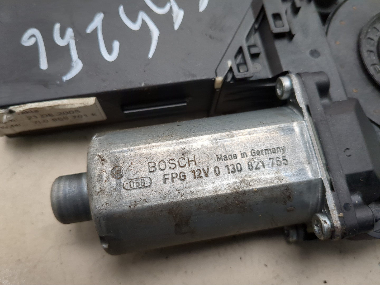 Моторчик стеклоподъемника