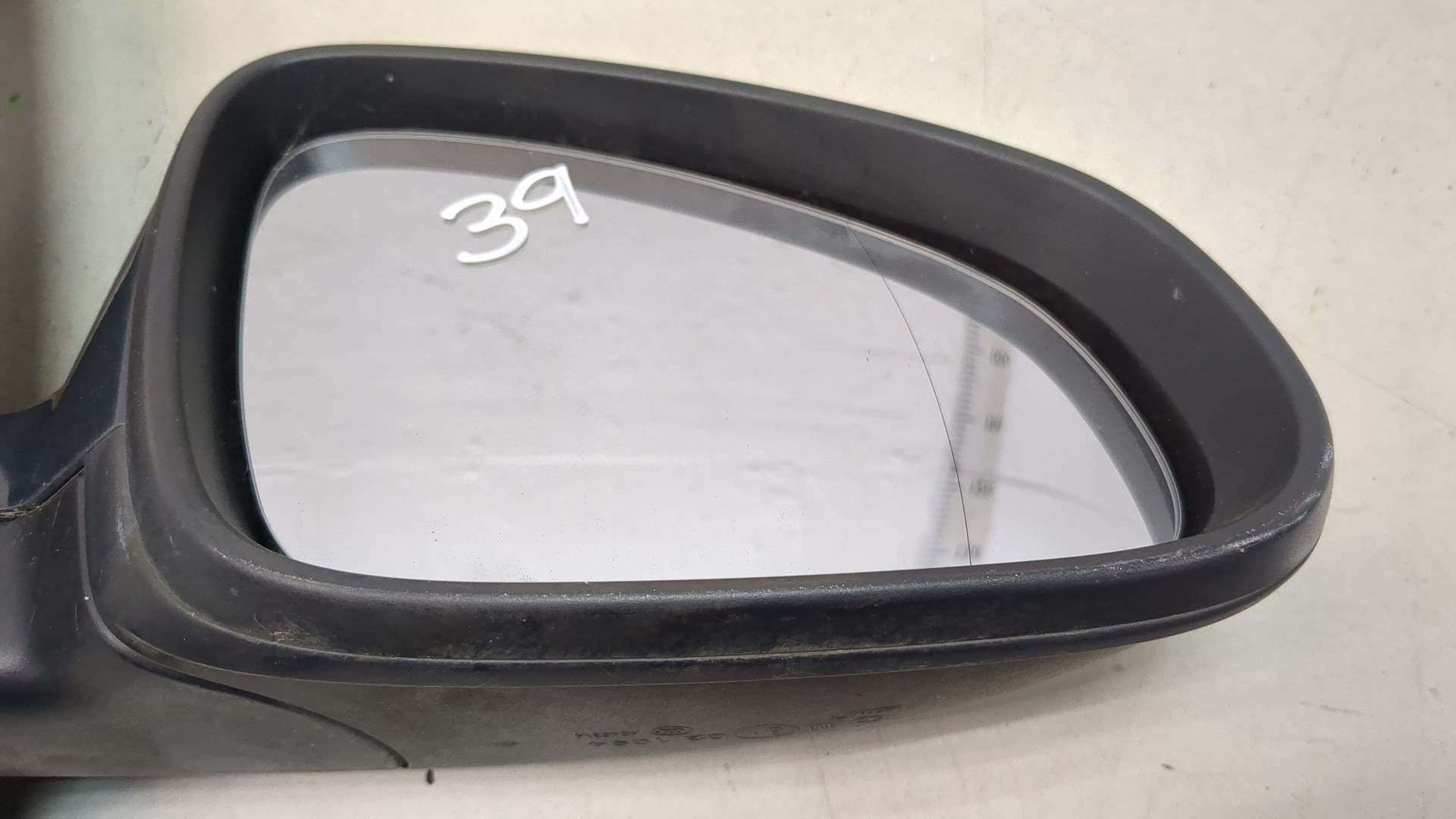 Зеркало правое электрическое