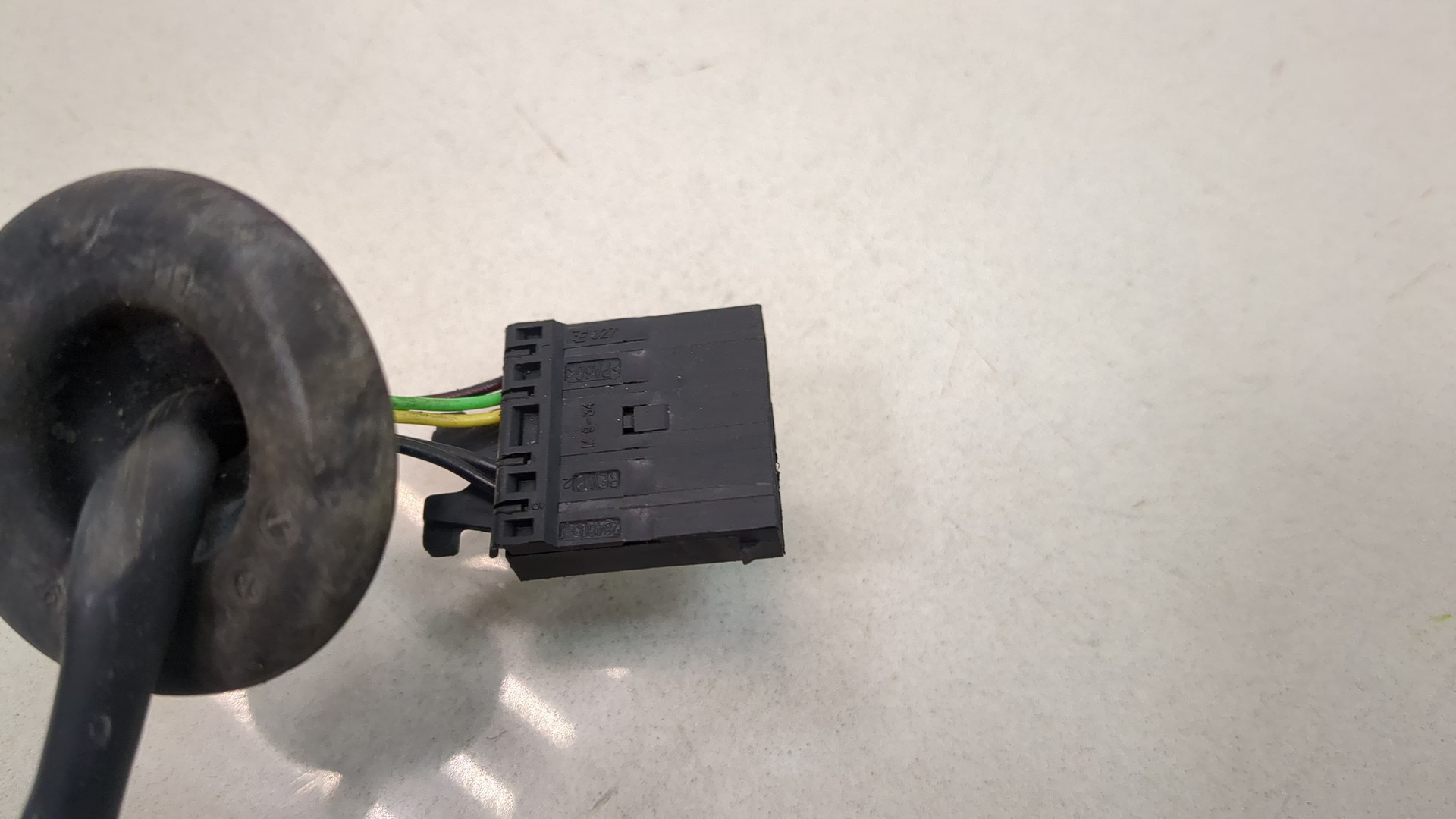 Зеркало правое электрическое