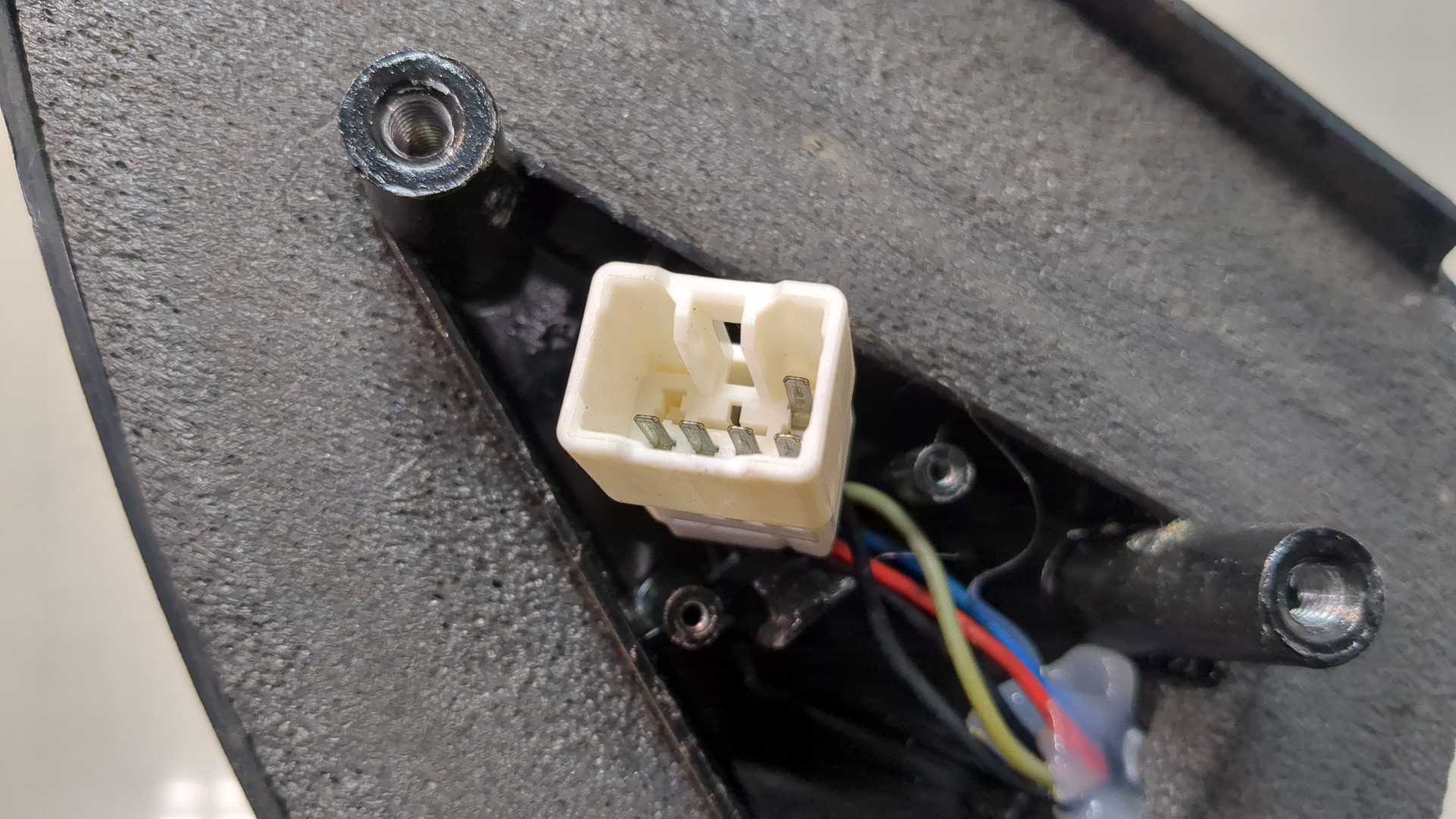 Зеркало правое электрическое