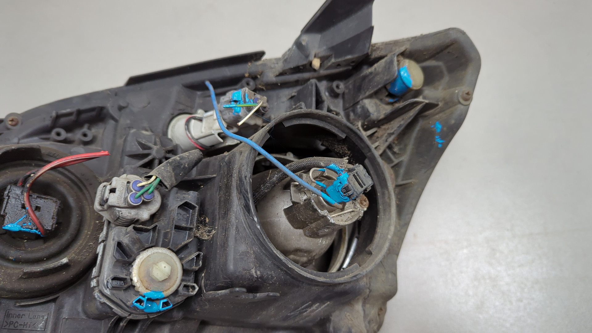 Фара правая