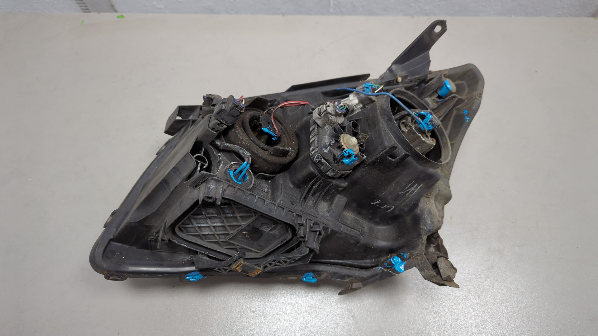 Фара правая