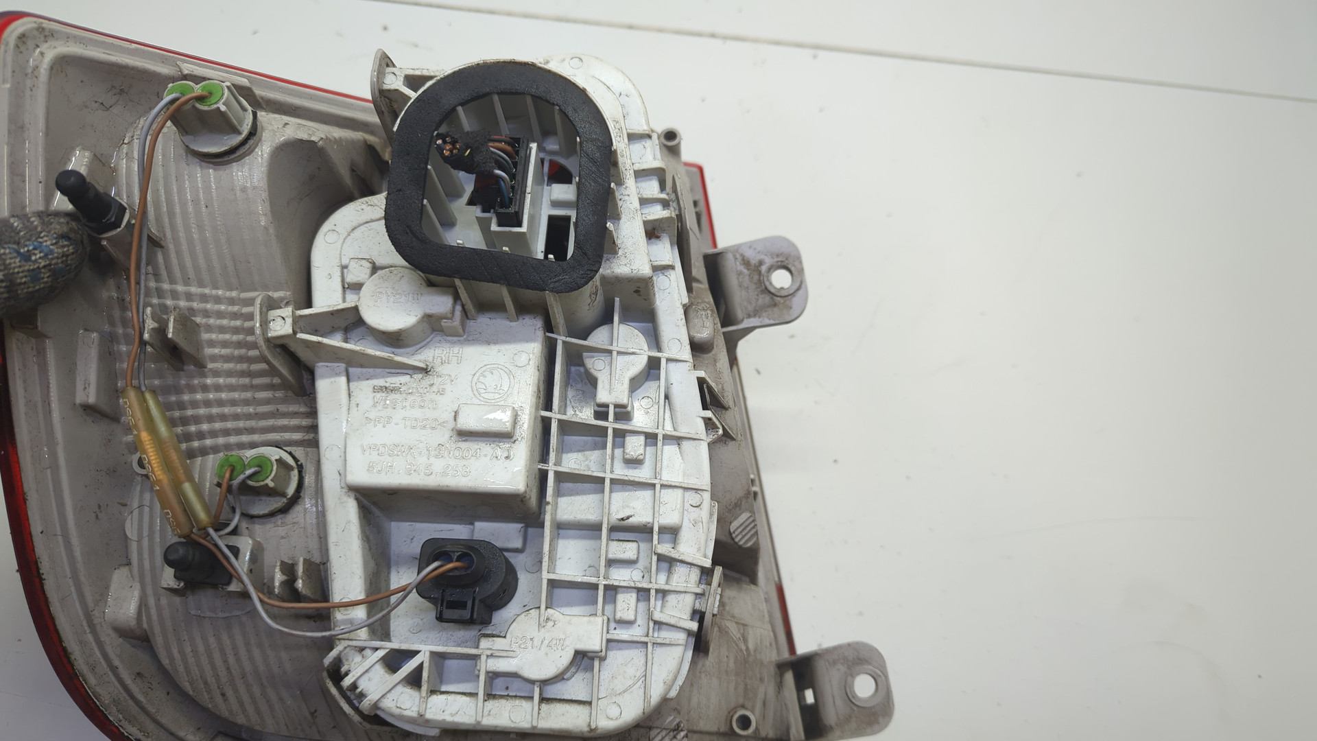 AP-0017031205 AP-0017031205