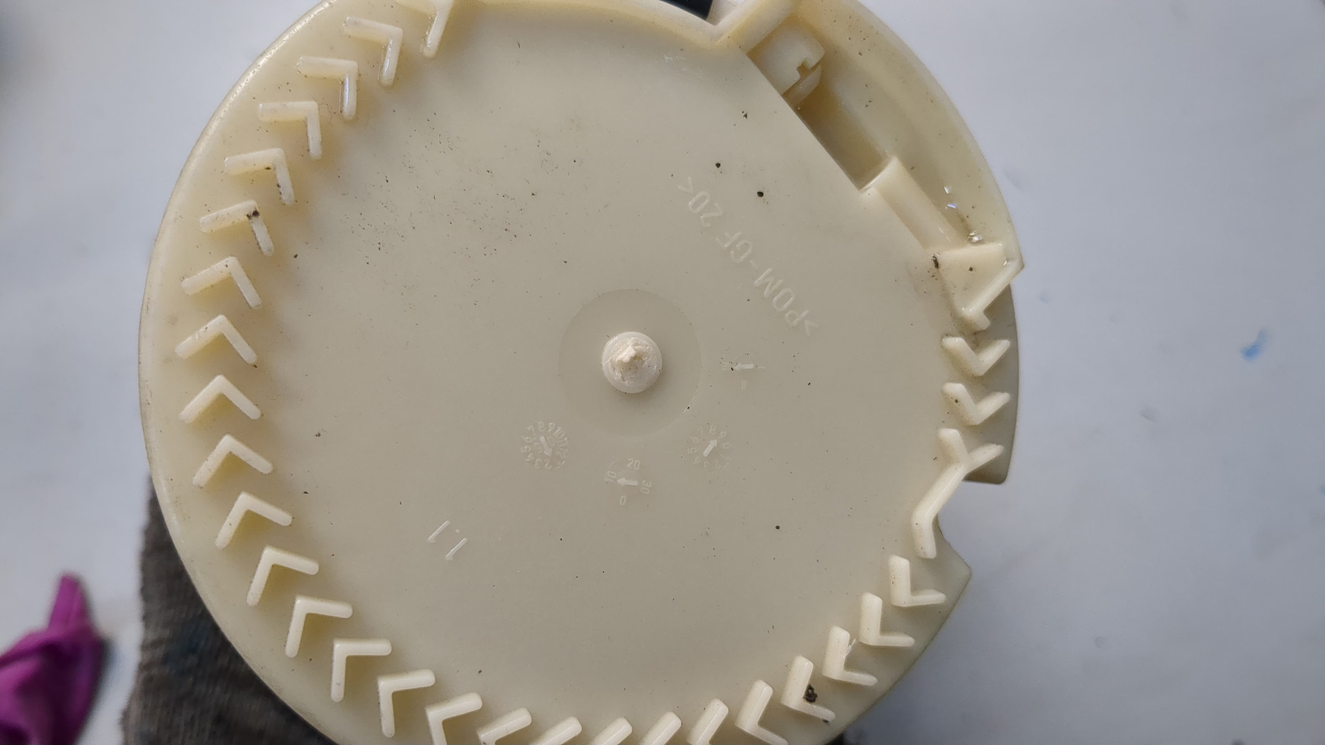 Насос топливный электрический