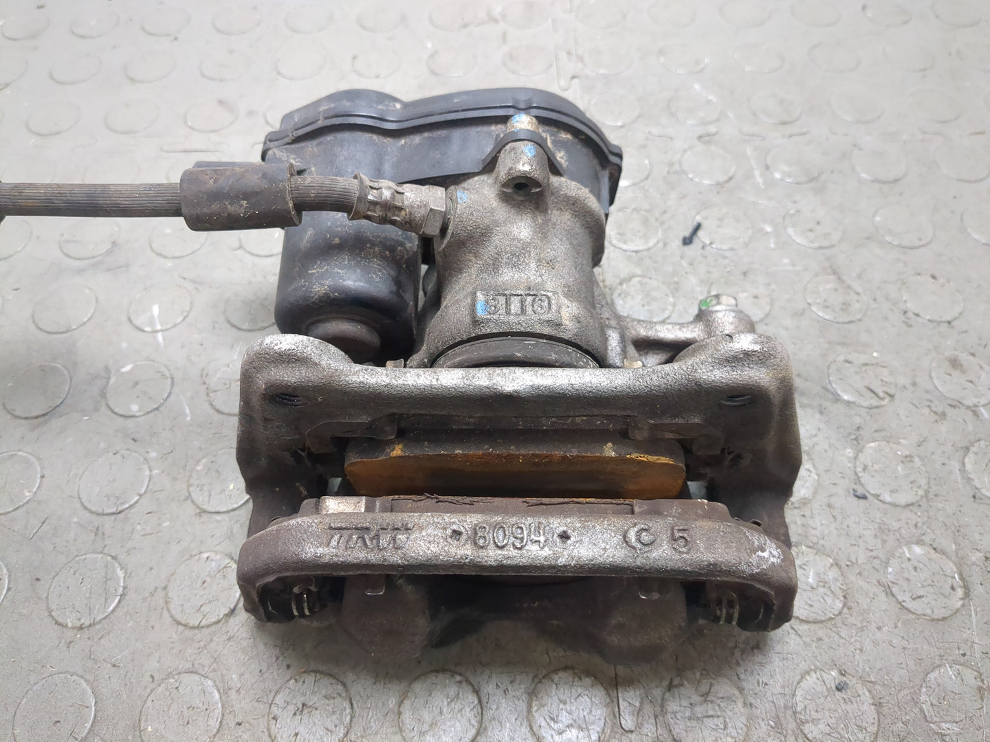 Суппорт задний левый