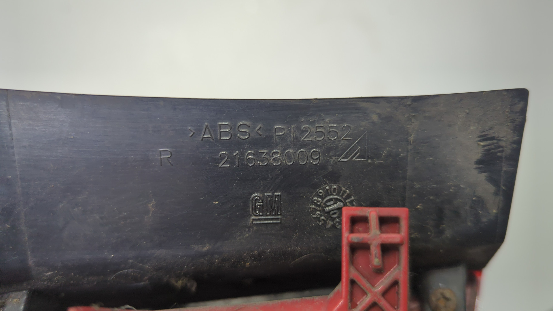 Фонарь задний правый