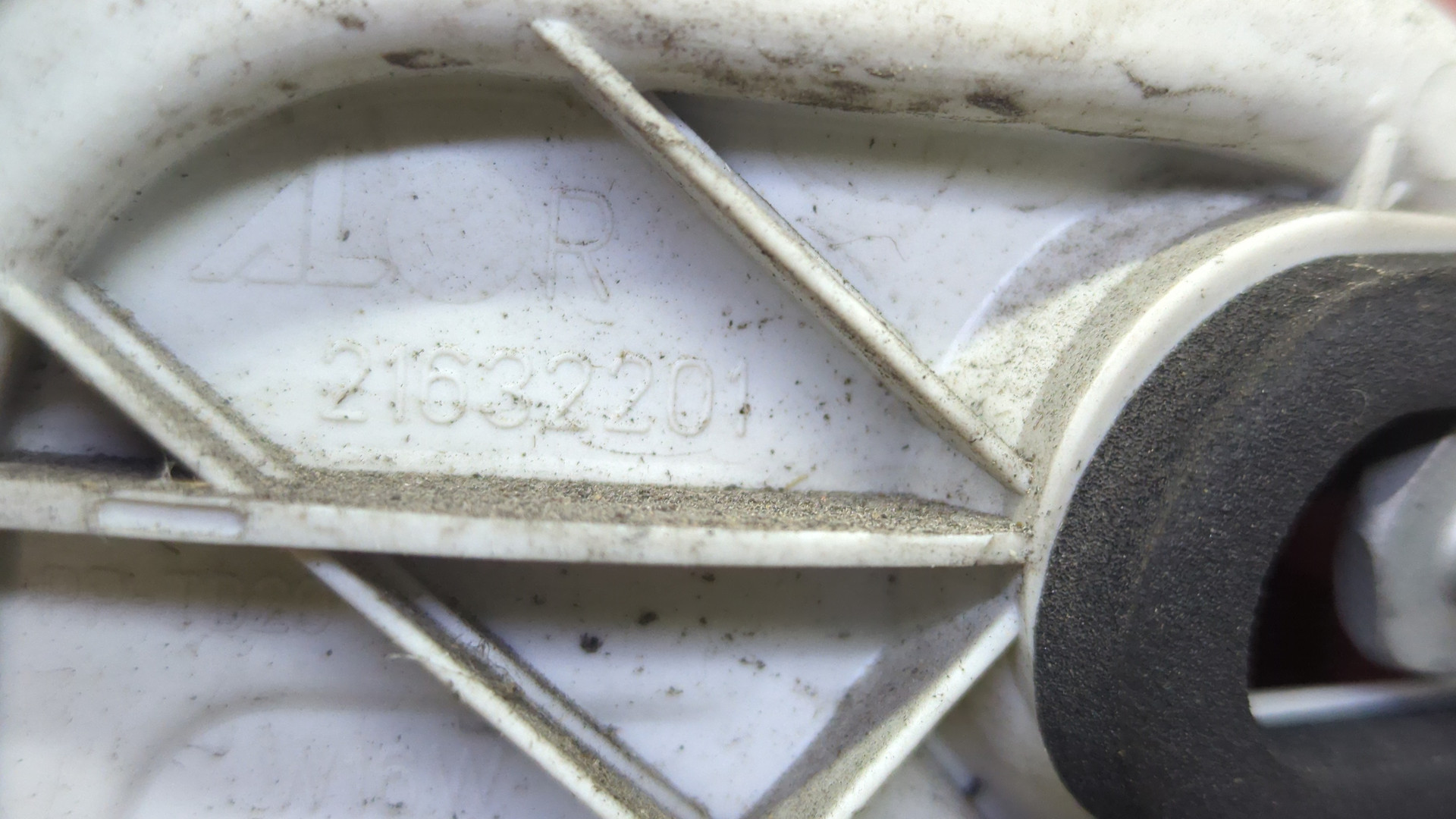 Фонарь задний правый