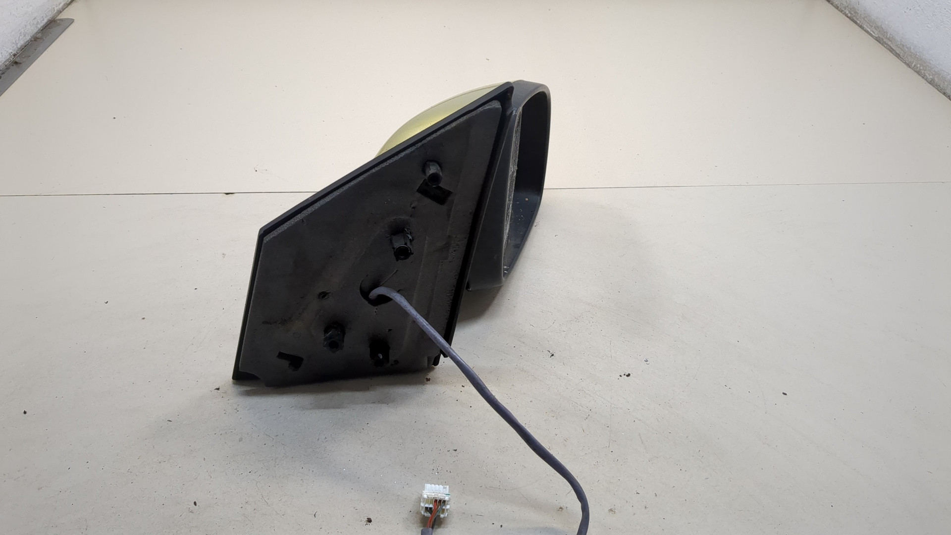 Зеркало правое электрическое