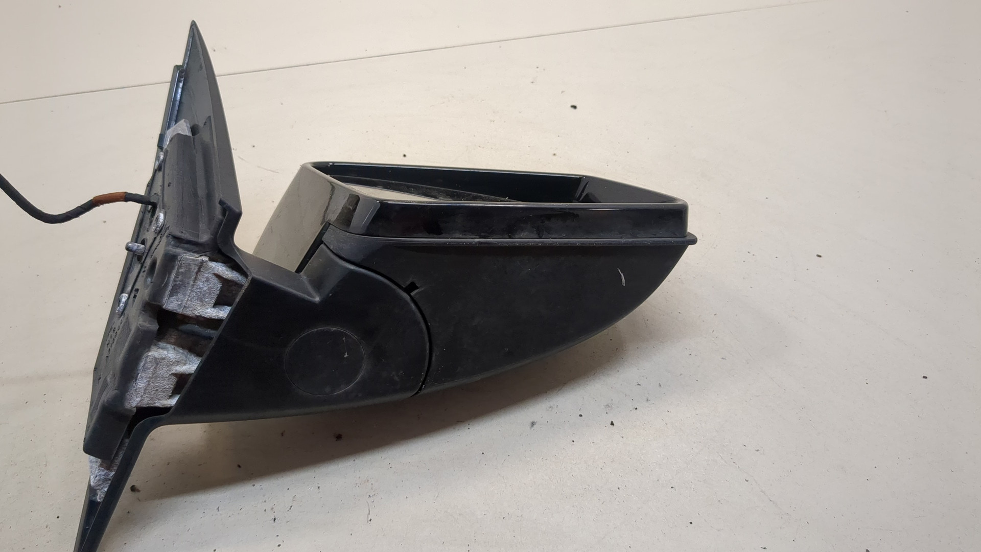 Зеркало правое электрическое