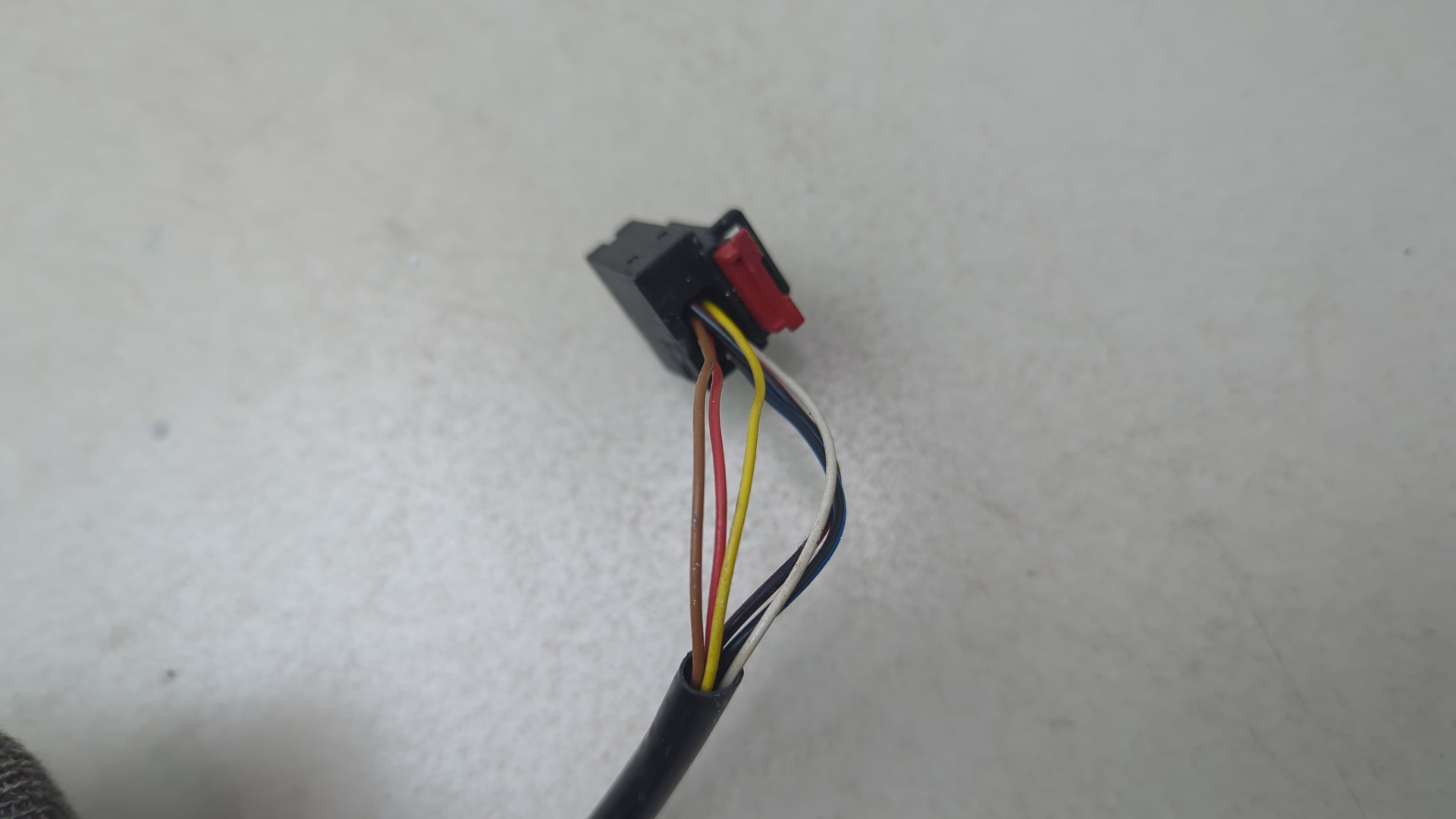 Зеркало правое электрическое