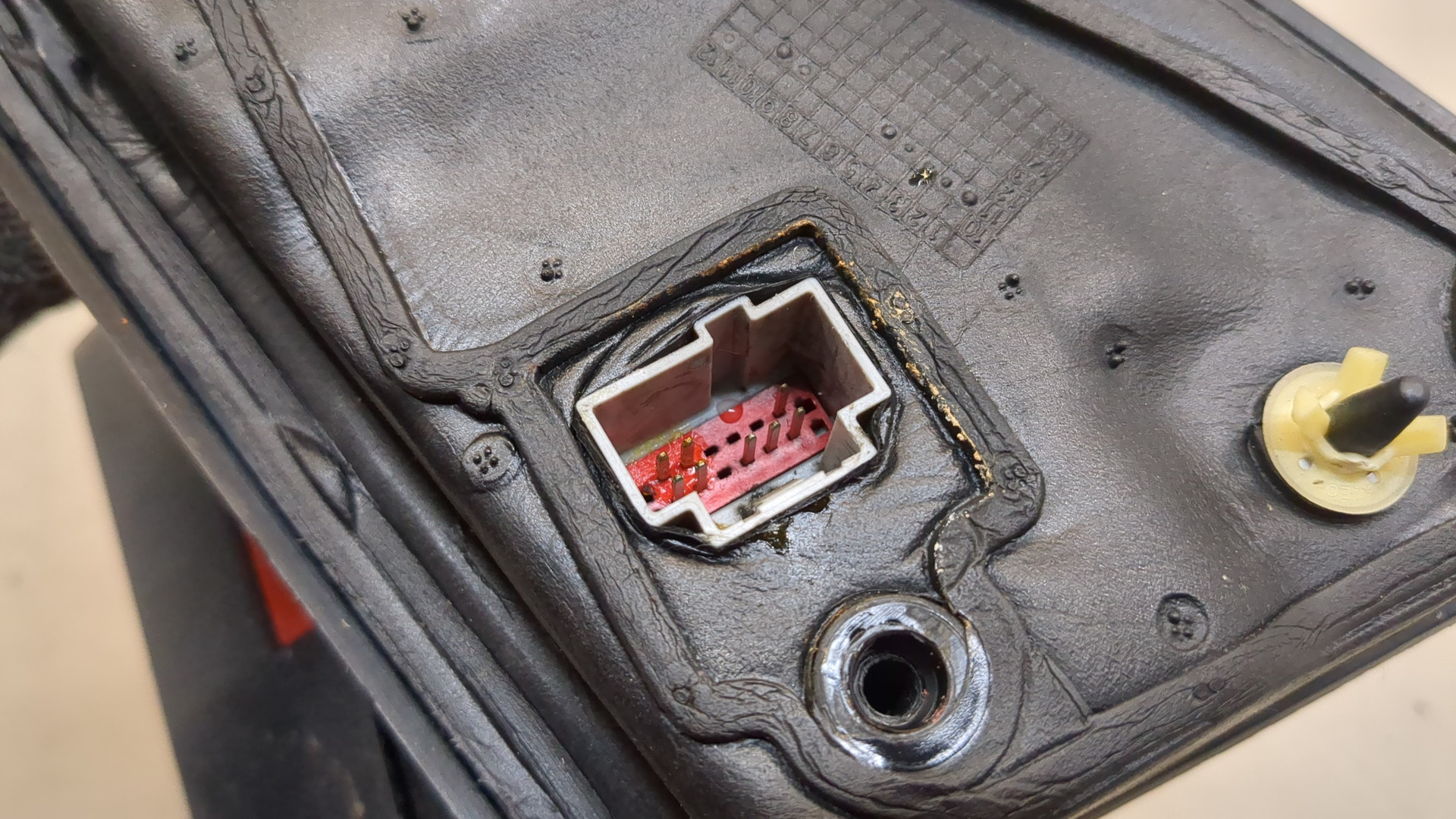 Зеркало левое электрическое