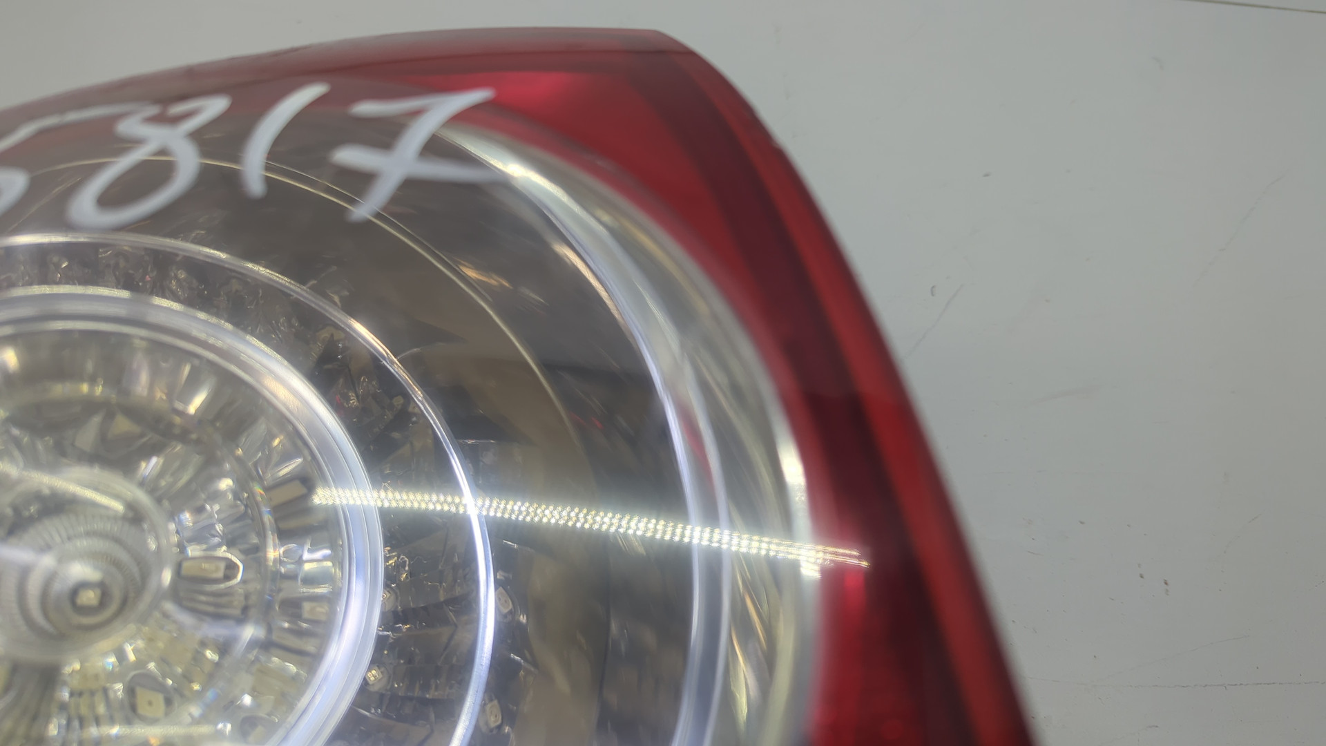 Фонарь задний левый