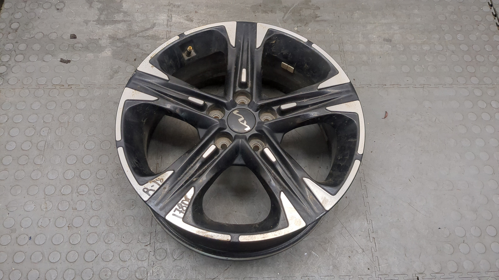 Диск колесный литой легкий сплав