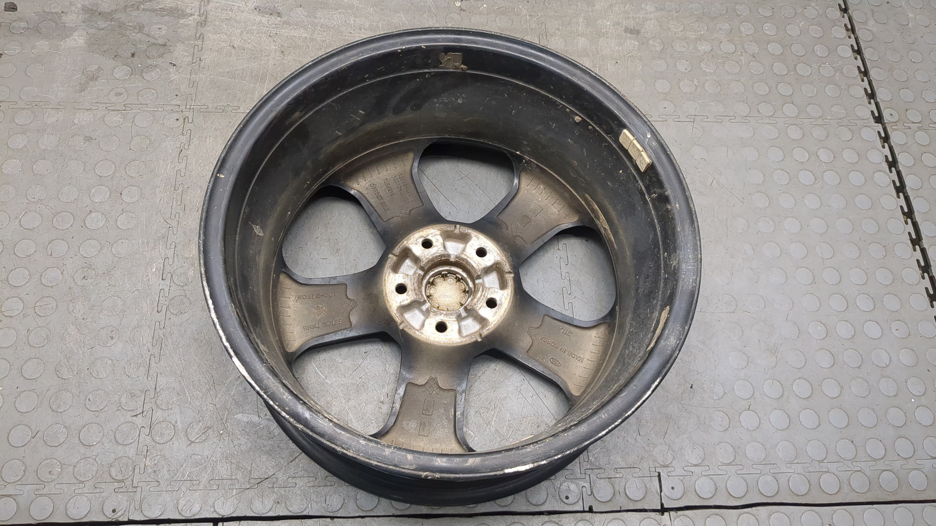 Диск колесный литой легкий сплав