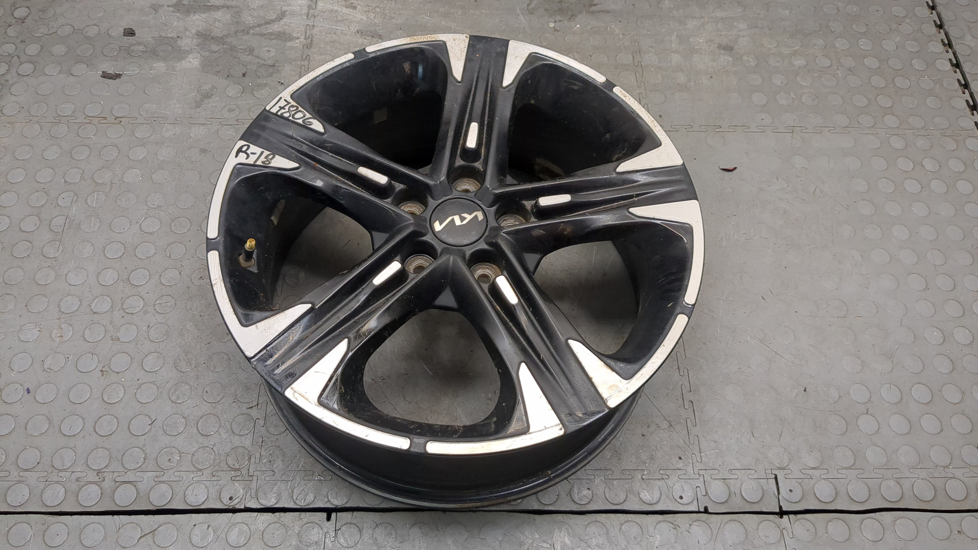 Диск колесный литой легкий сплав