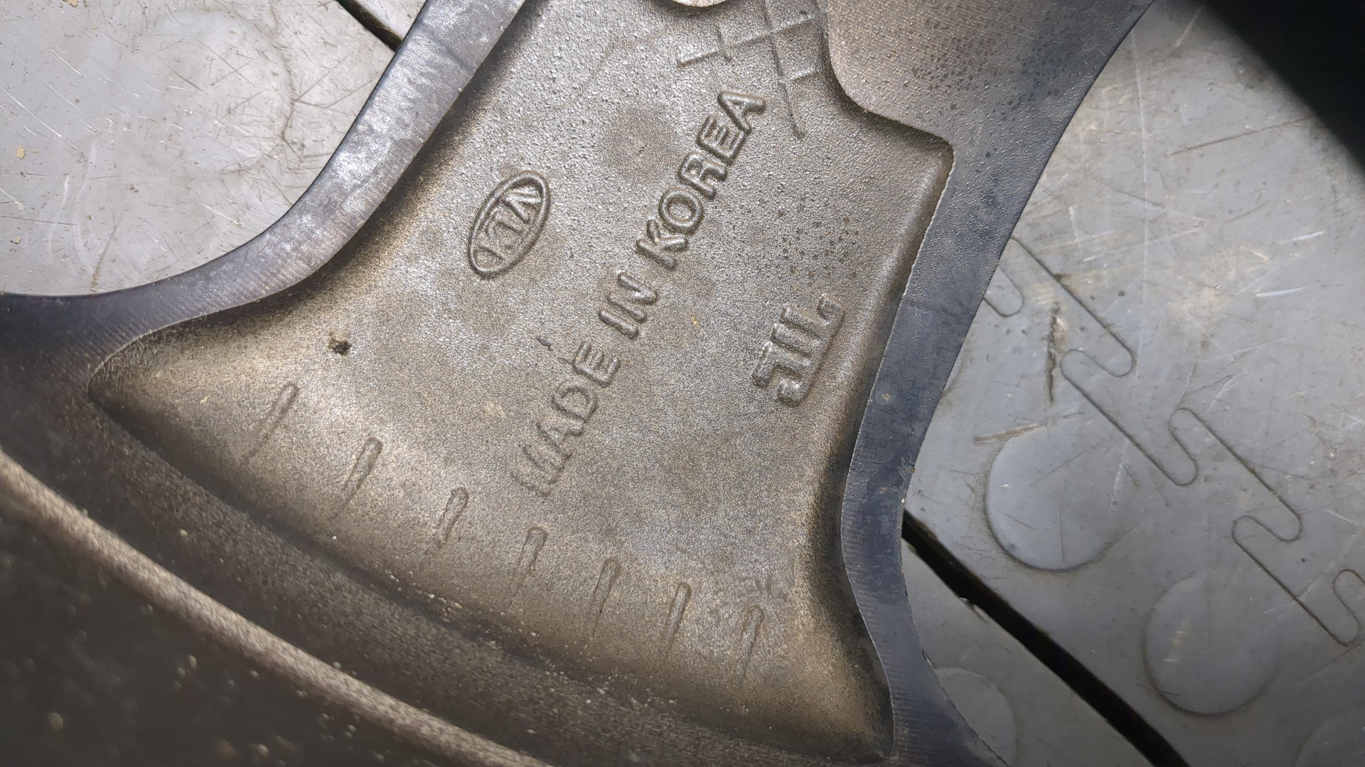 Диск колесный литой легкий сплав