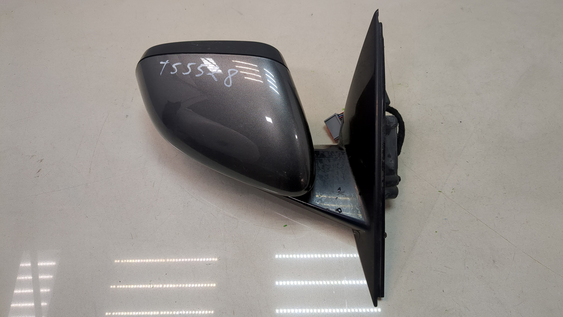 Зеркало правое электрическое