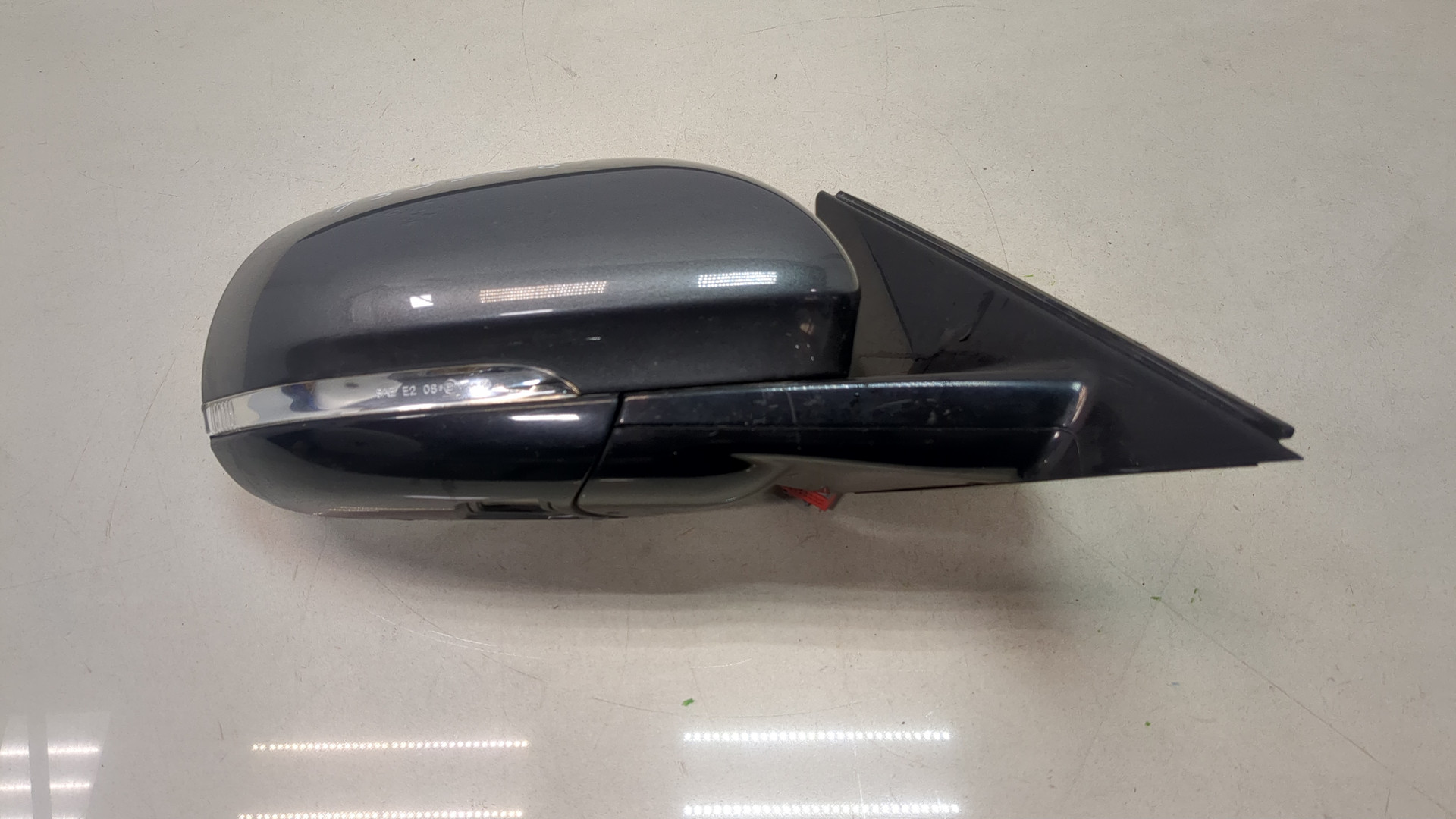 Зеркало правое электрическое