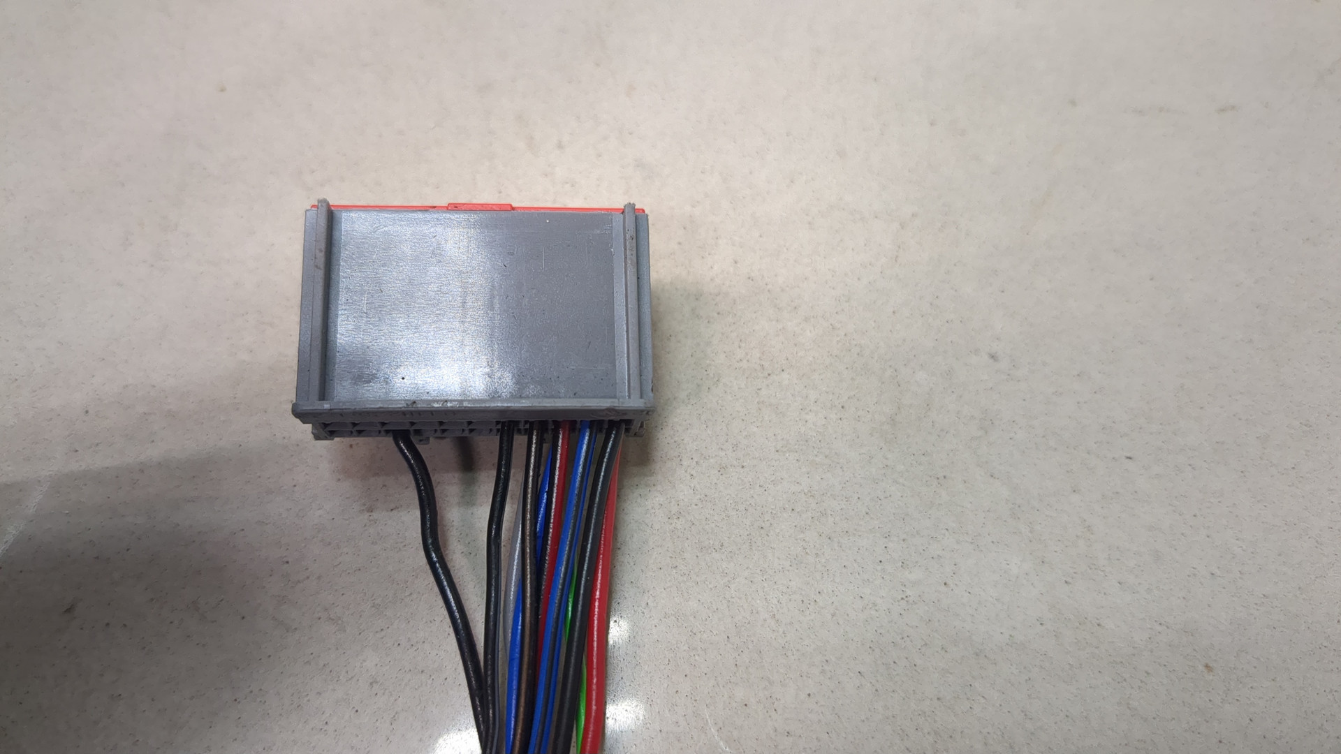 Зеркало правое электрическое