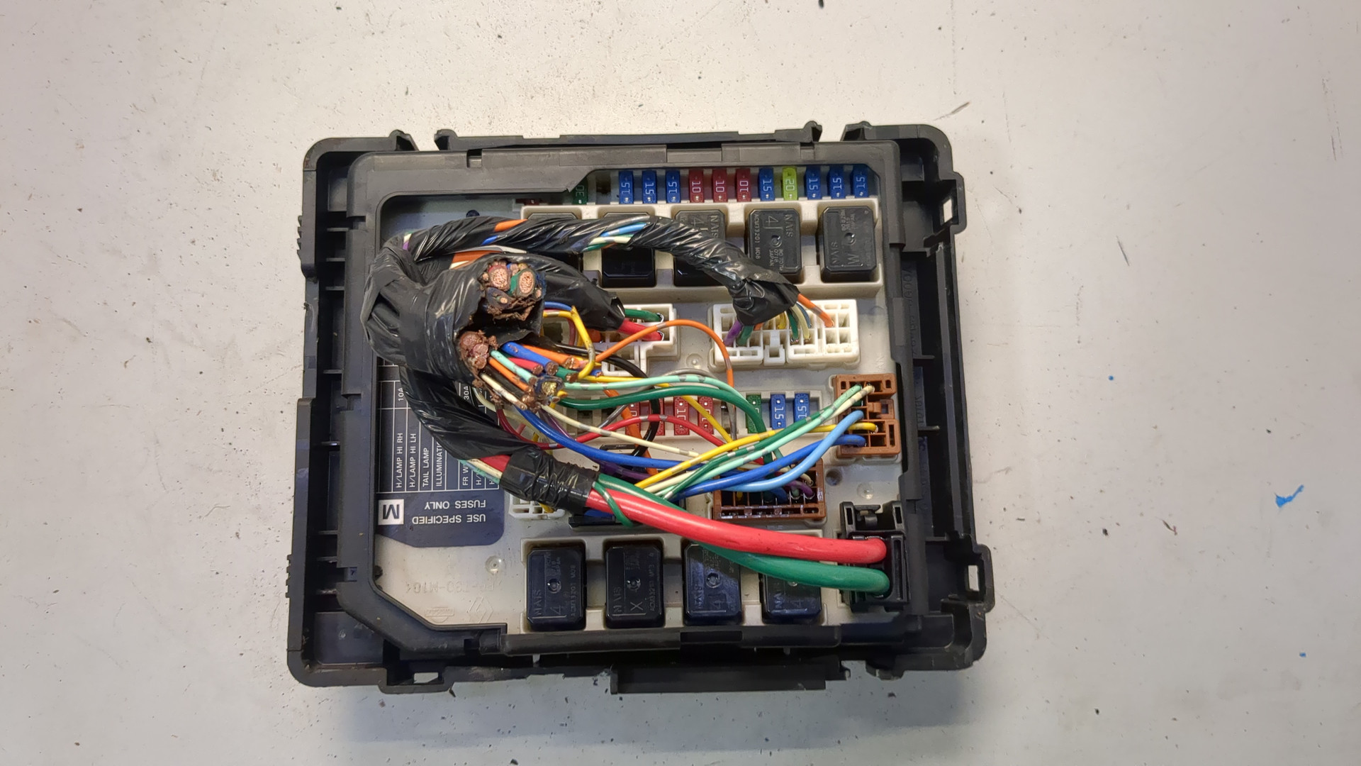 Блок предохранителей