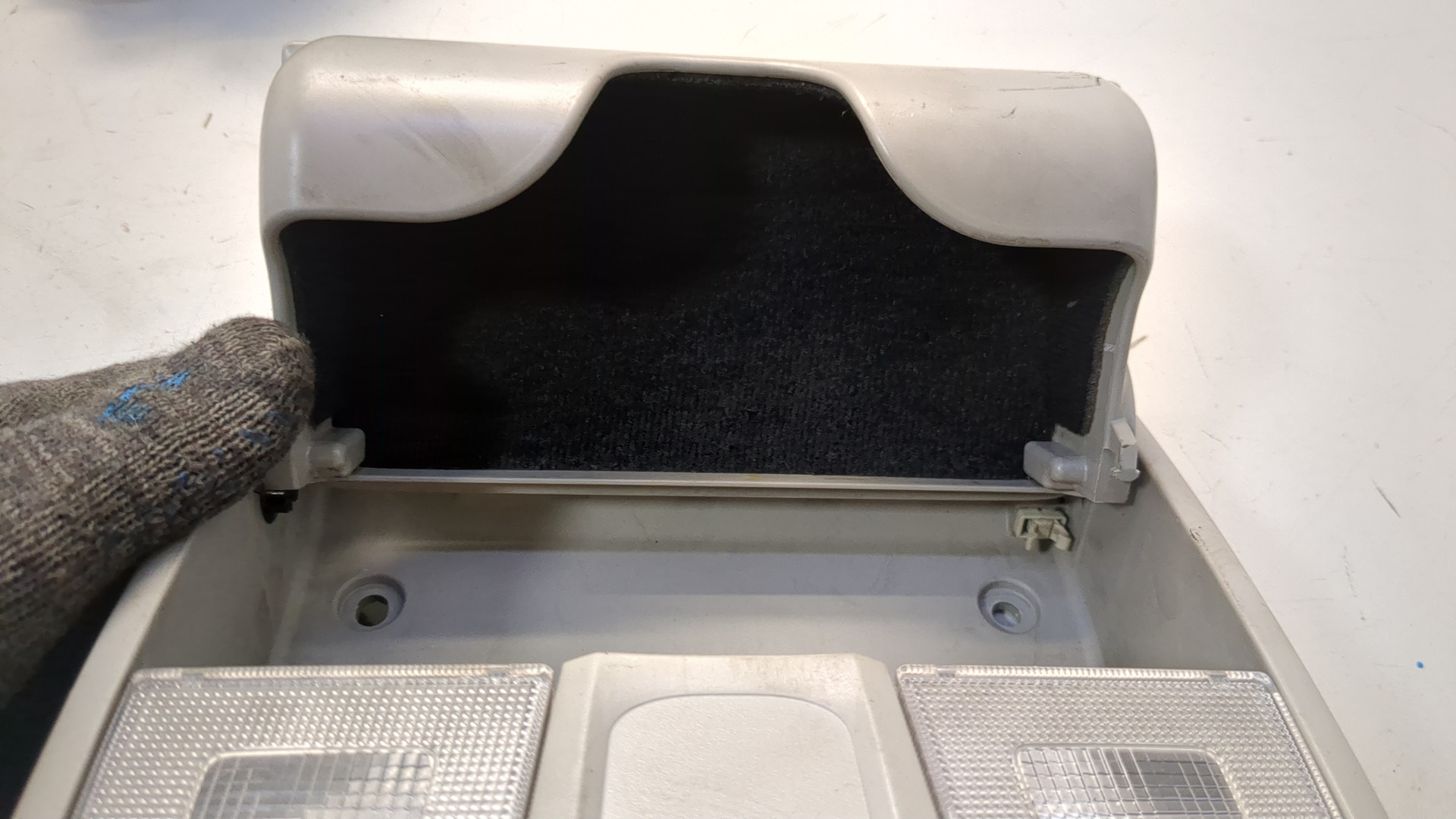 Плафон салонный