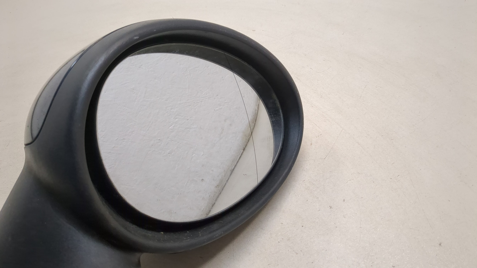 Зеркало правое электрическое