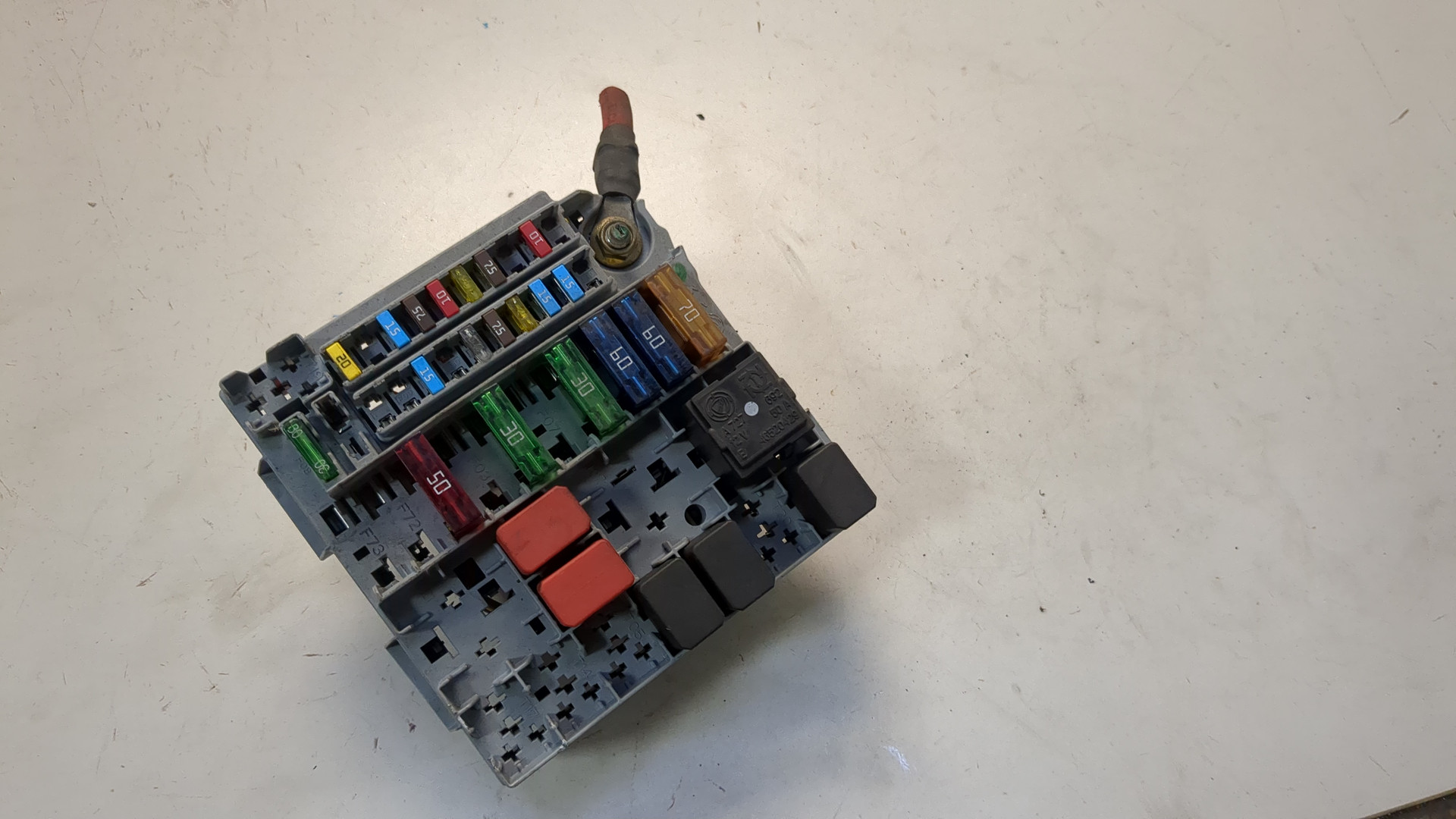 Блок предохранителей