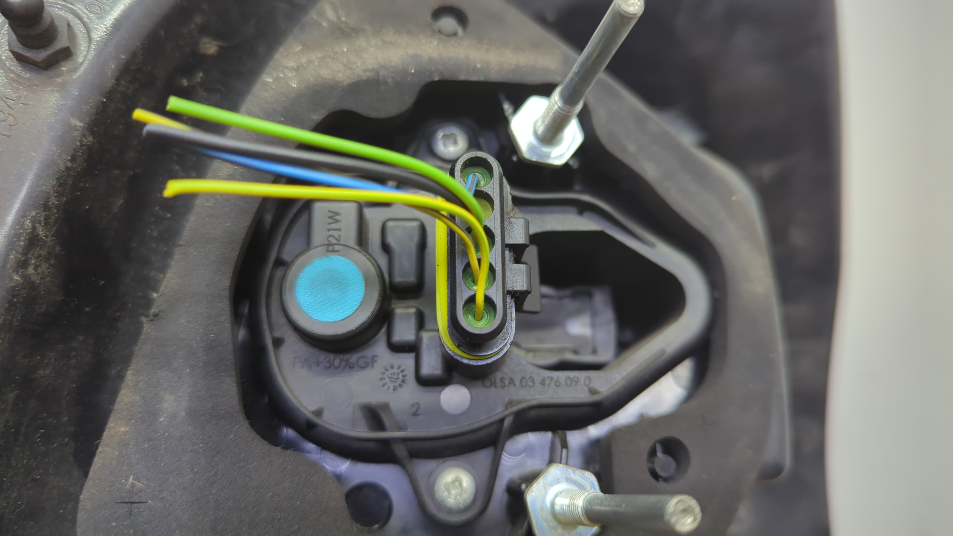 Фонарь задний правый