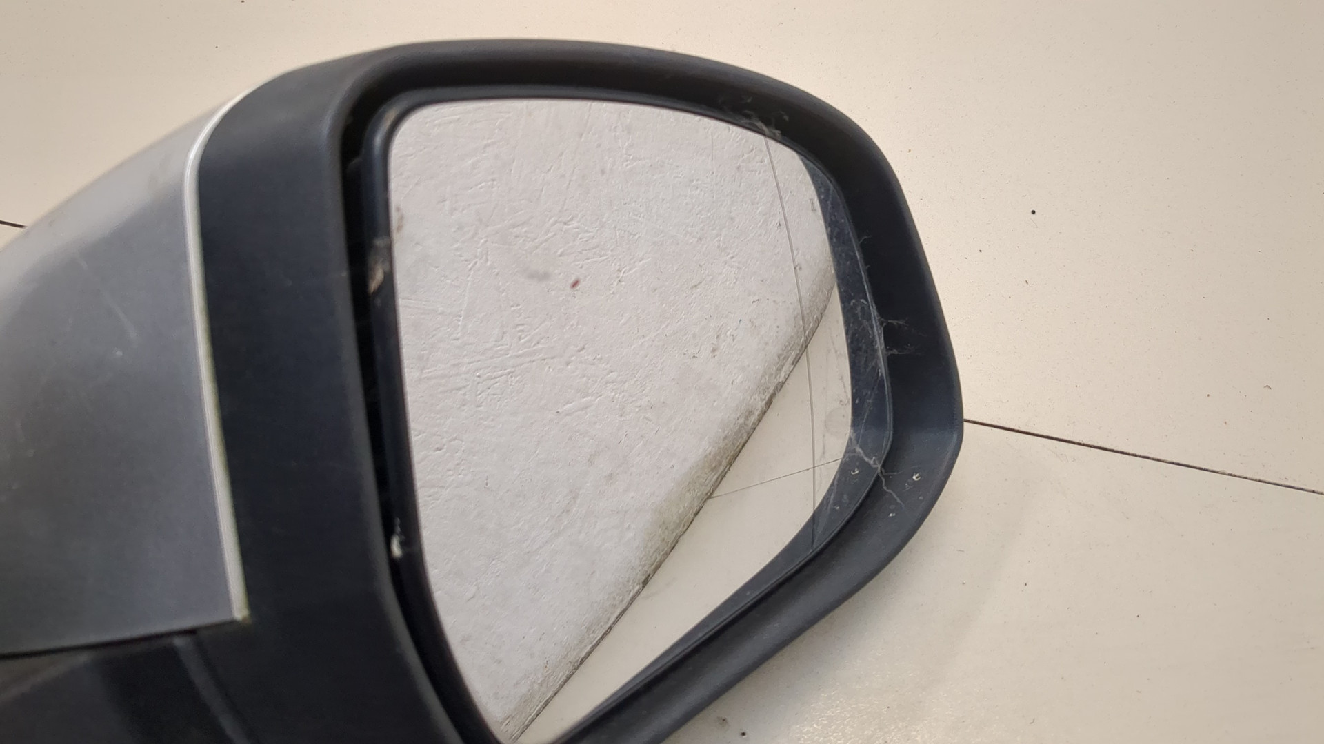 Зеркало правое электрическое