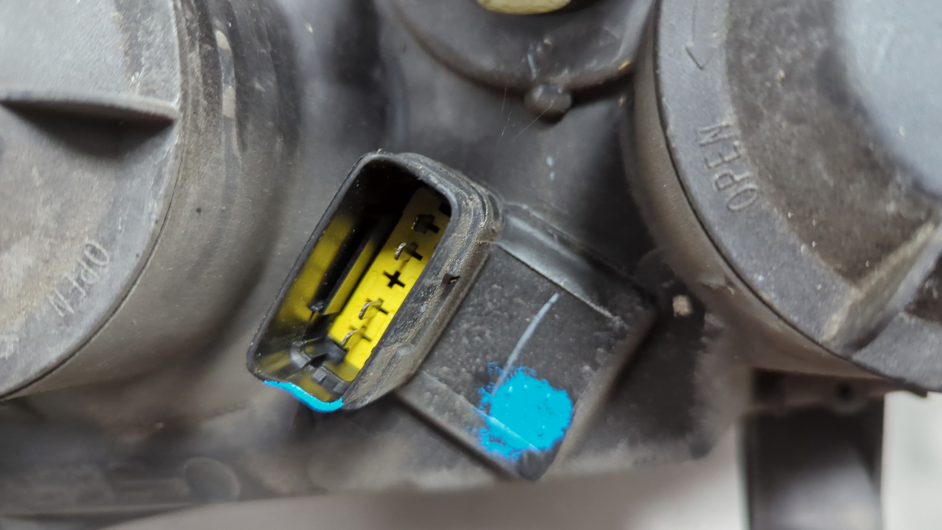 Фара правая