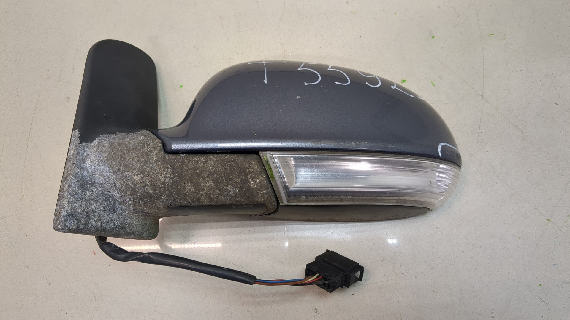 Зеркало левое электрическое