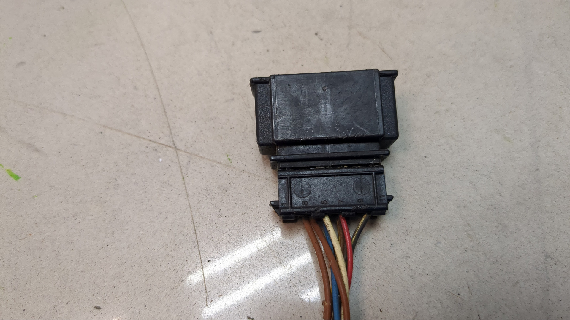 Зеркало левое электрическое