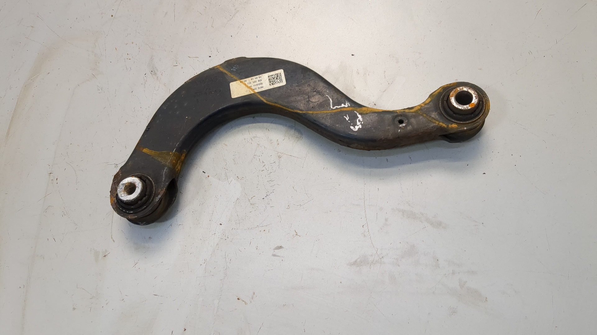 Рычаг задний