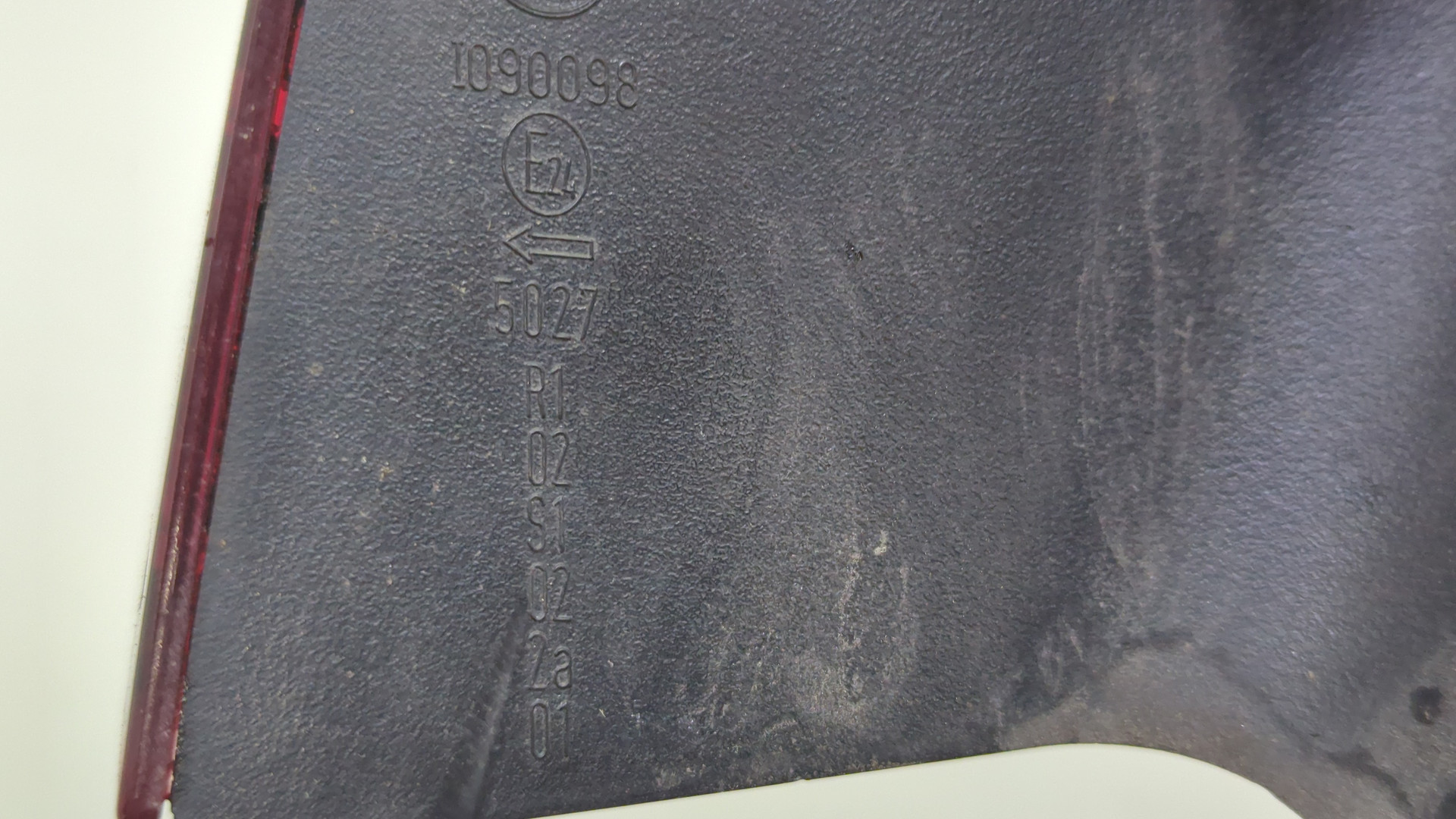 Фонарь задний левый