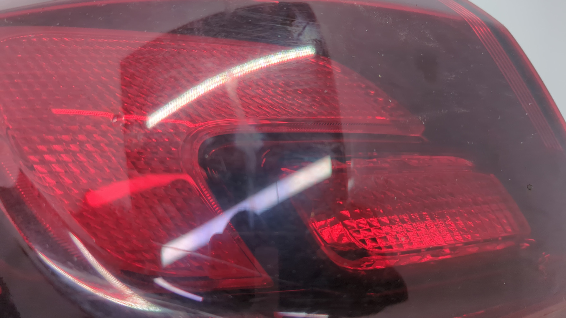 Фонарь задний левый