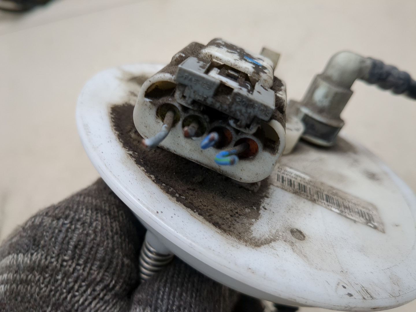 Насос топливный электрический