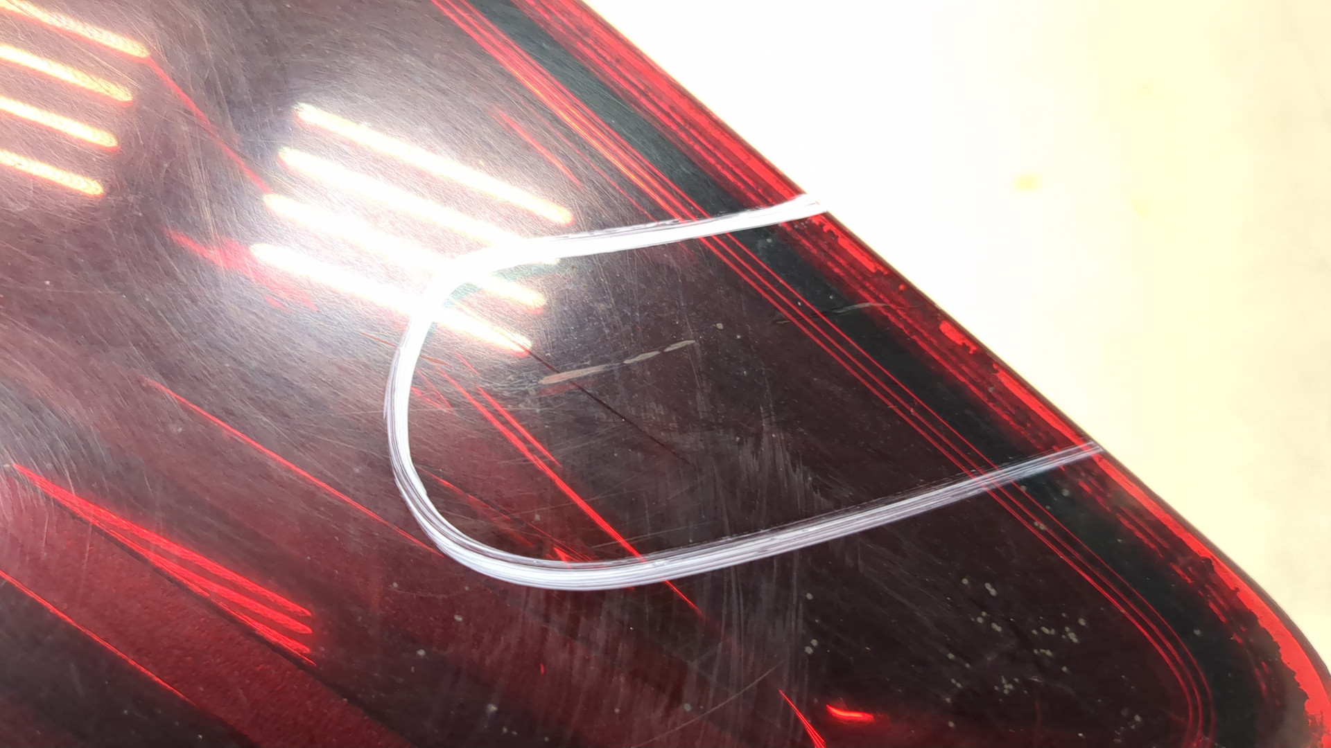 Фонарь задний правый