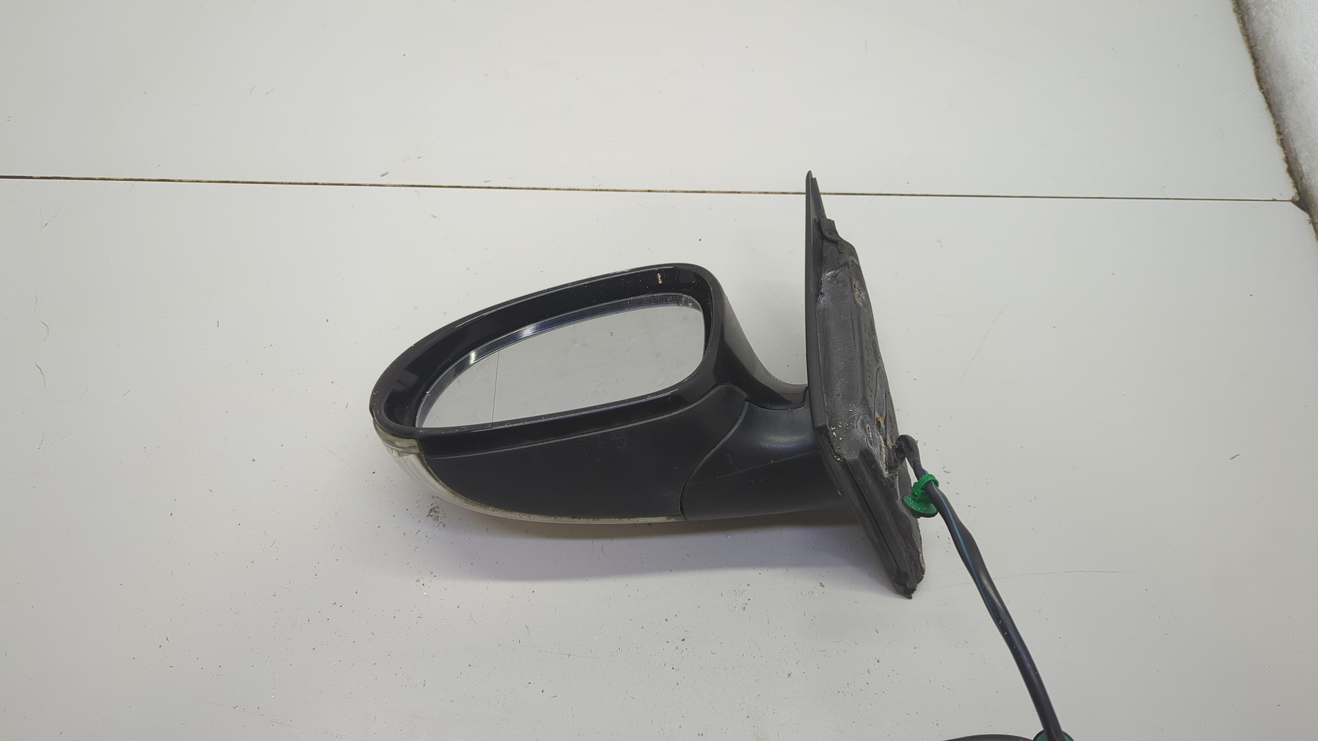 Зеркало левое электрическое