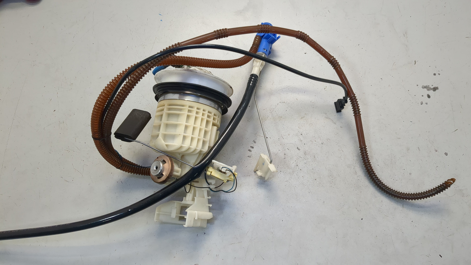 Датчик уровня топлива