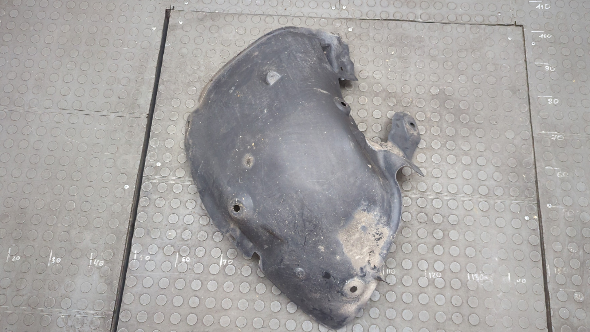 Локер передний левый