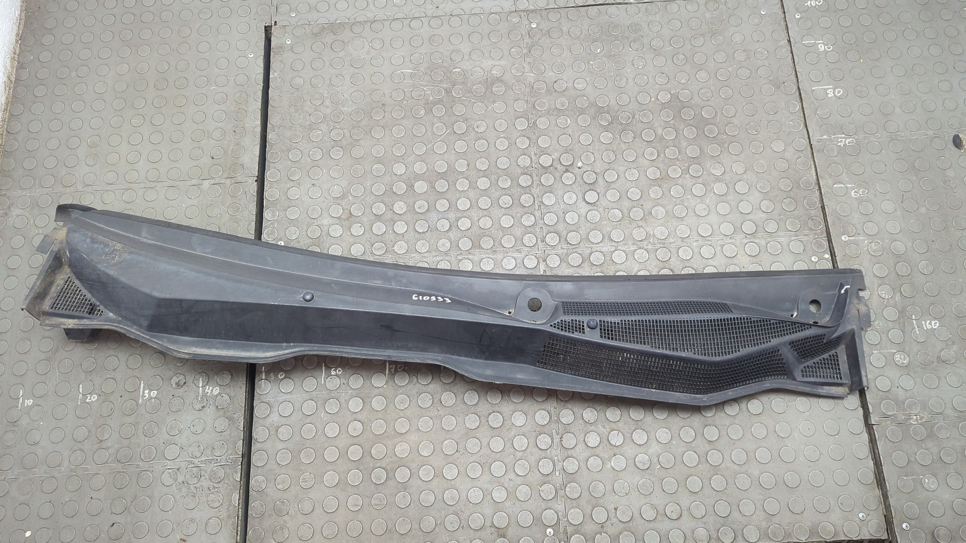 Решетка стеклоочистителей (Жабо)