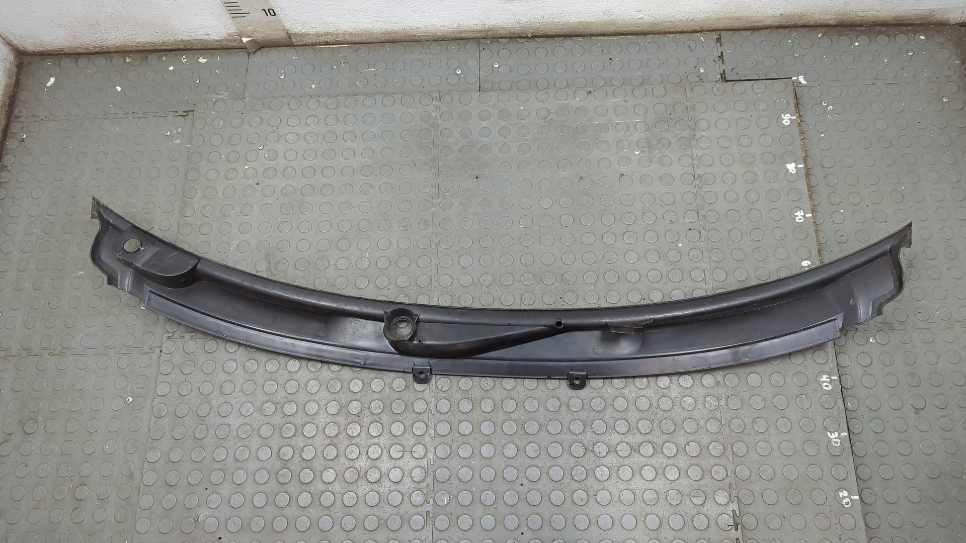 Решетка стеклоочистителей (Жабо)