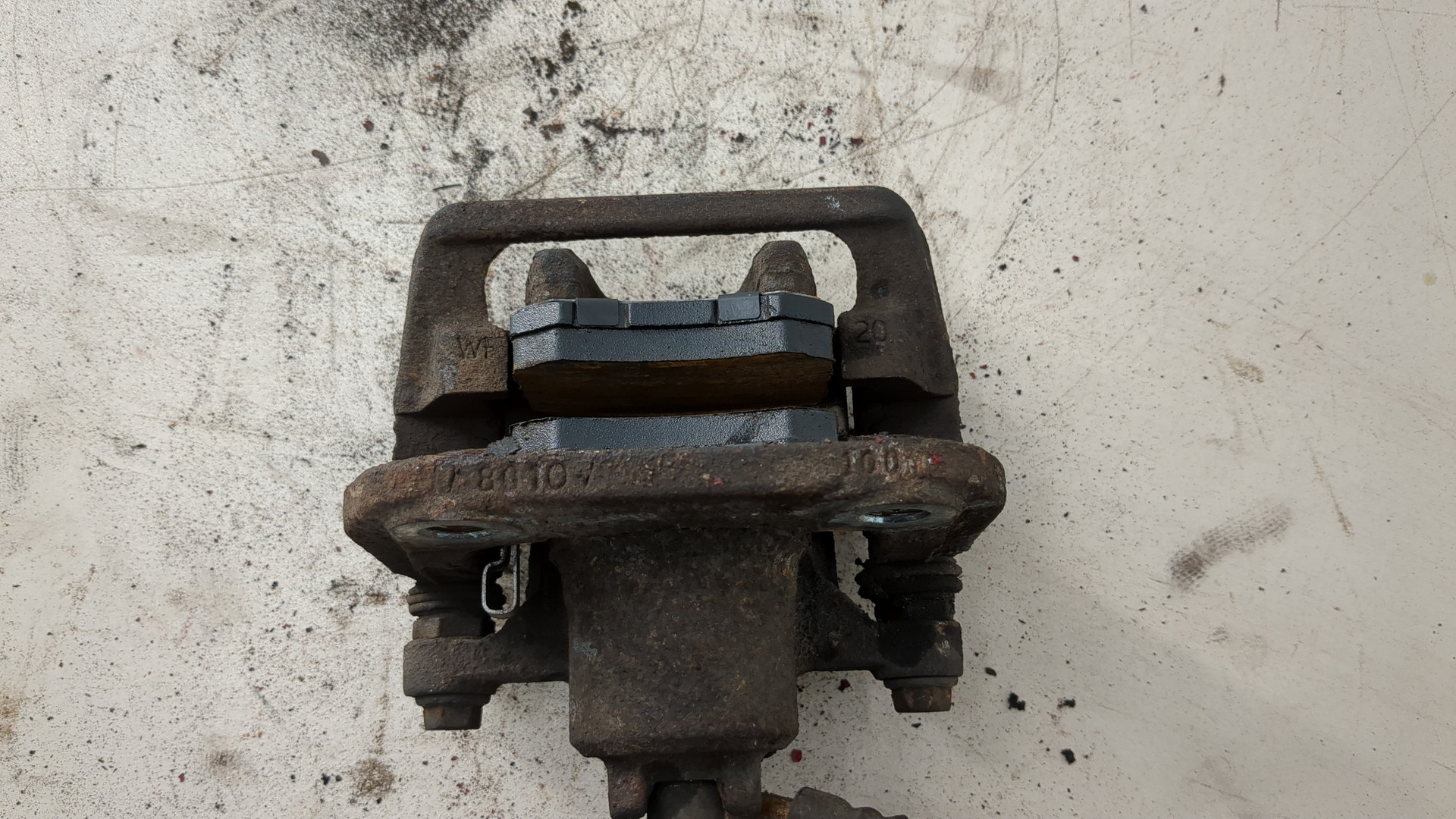 Суппорт задний правый