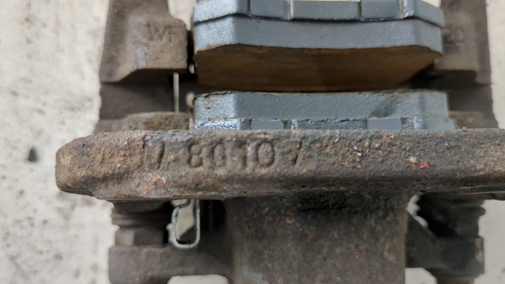 Суппорт задний правый