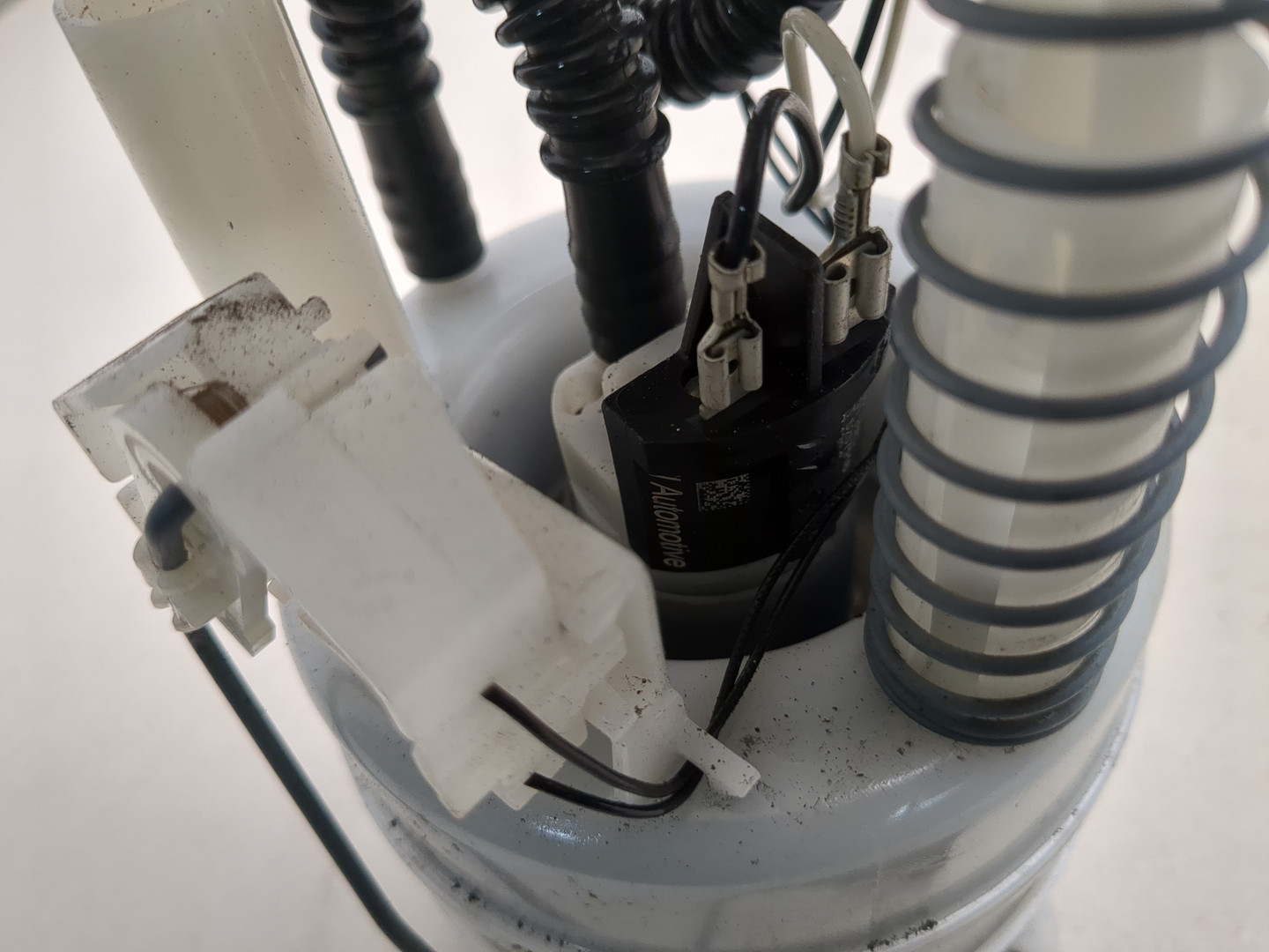 Насос топливный электрический