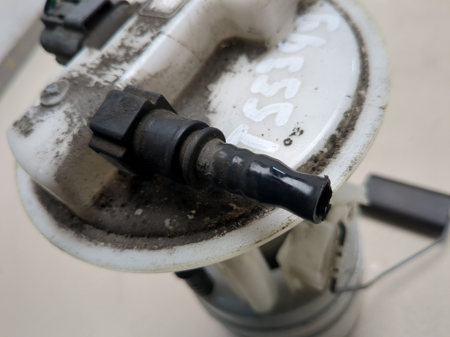 Насос топливный электрический