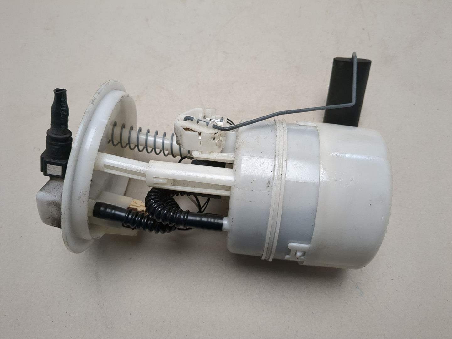 Насос топливный электрический